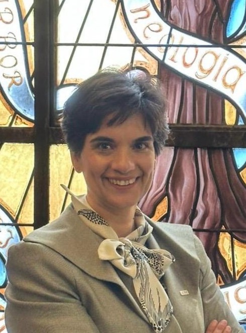 Dr. Piedad Brox Jimenez